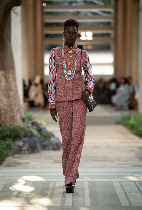 senegal chanel|THE 2022/23 MÉTIERS D’ART CHANEL – DAKAR SHOW.